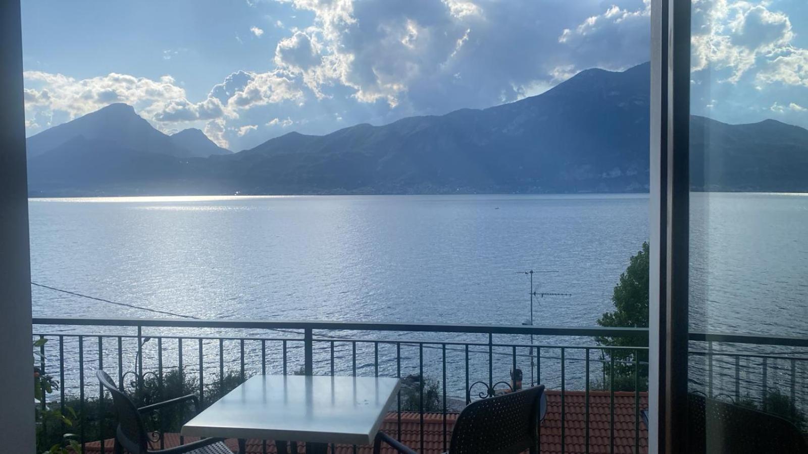 Residence Solei Classic & Plus Бренцоне-суль-Гарда Экстерьер фото