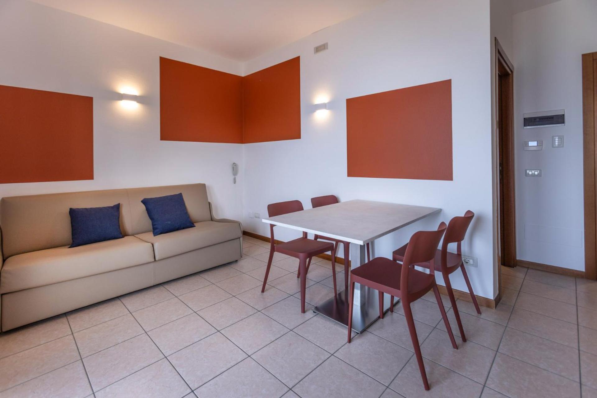 Residence Solei Classic & Plus Бренцоне-суль-Гарда Экстерьер фото